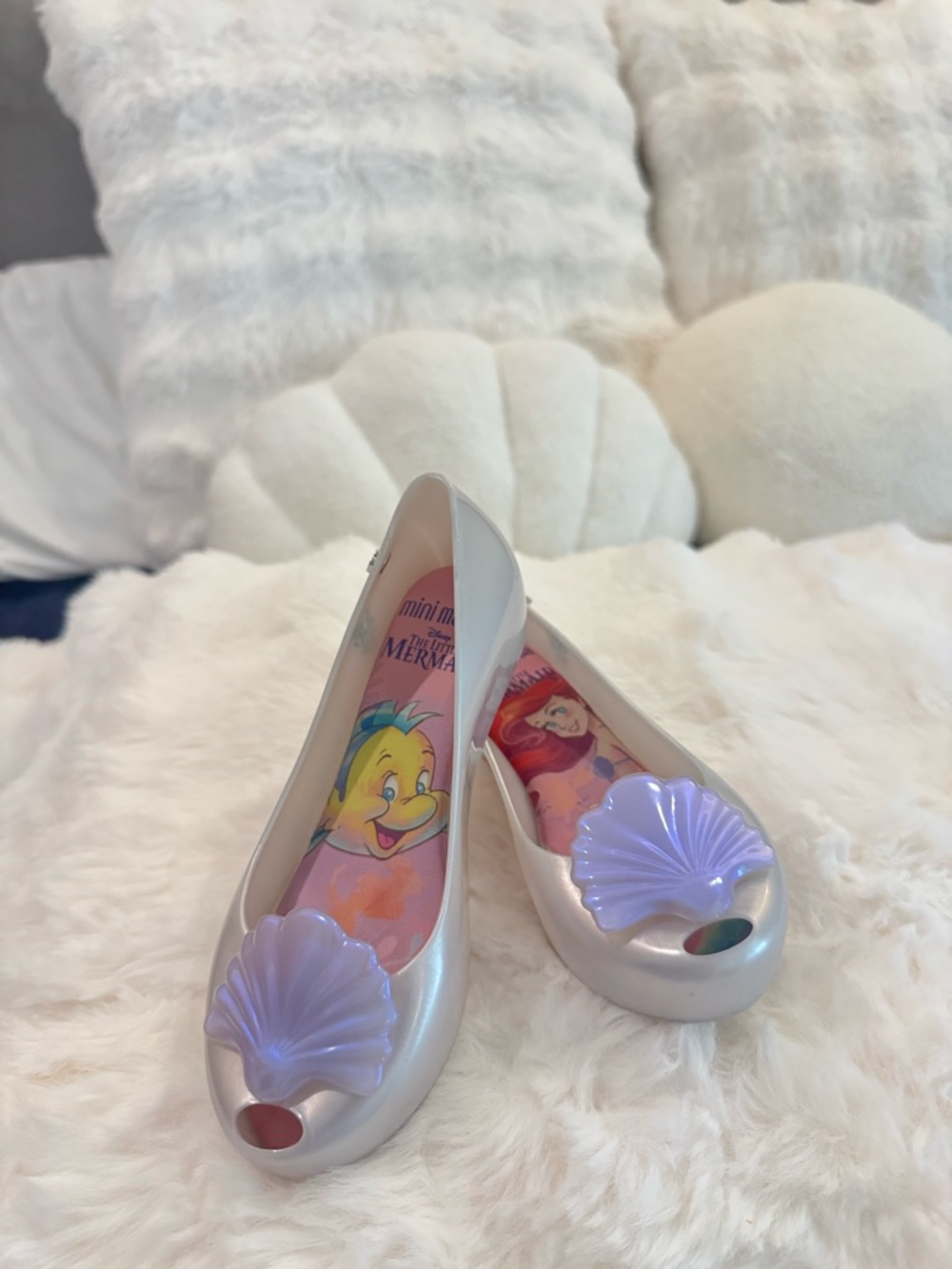 Mini Melissa Girls' Pearl Silver Shell Flats with Lavender Accent